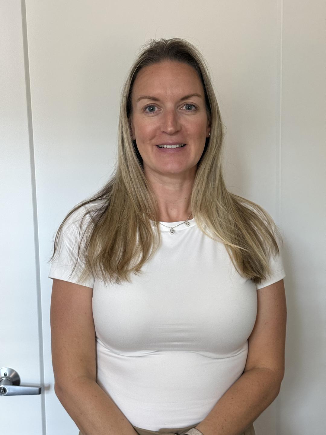 Cedar Oaks Clinic case manager Lindsay Lariviere